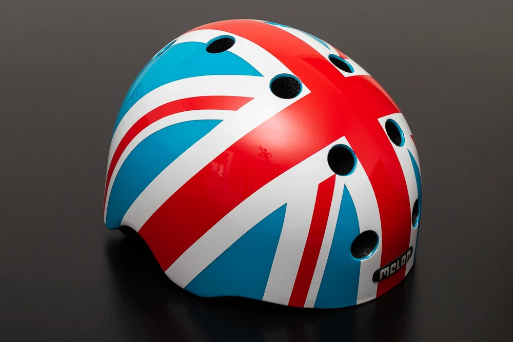 1. Casca bicicleta Melon Union Jack Summer Sky