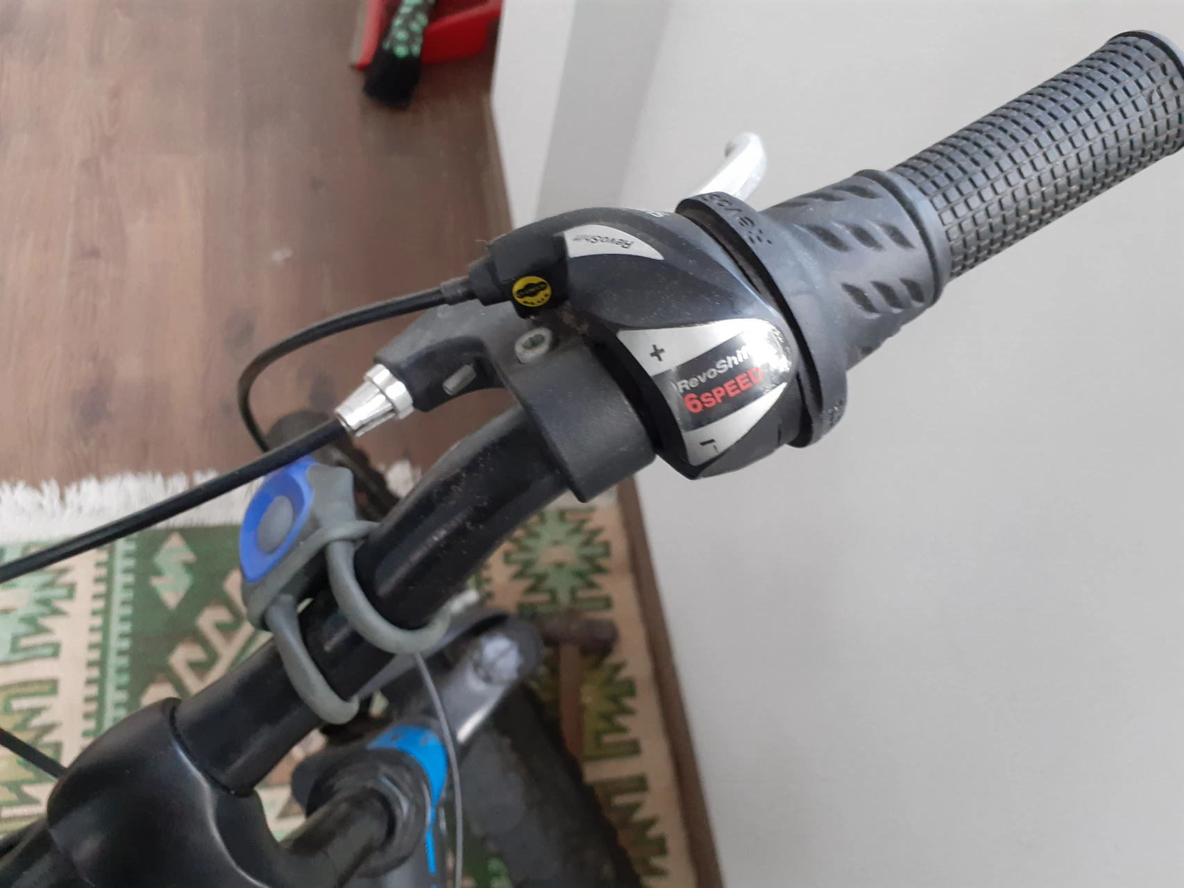 1. Drag Hardy Junior 20" cadru aluminiu