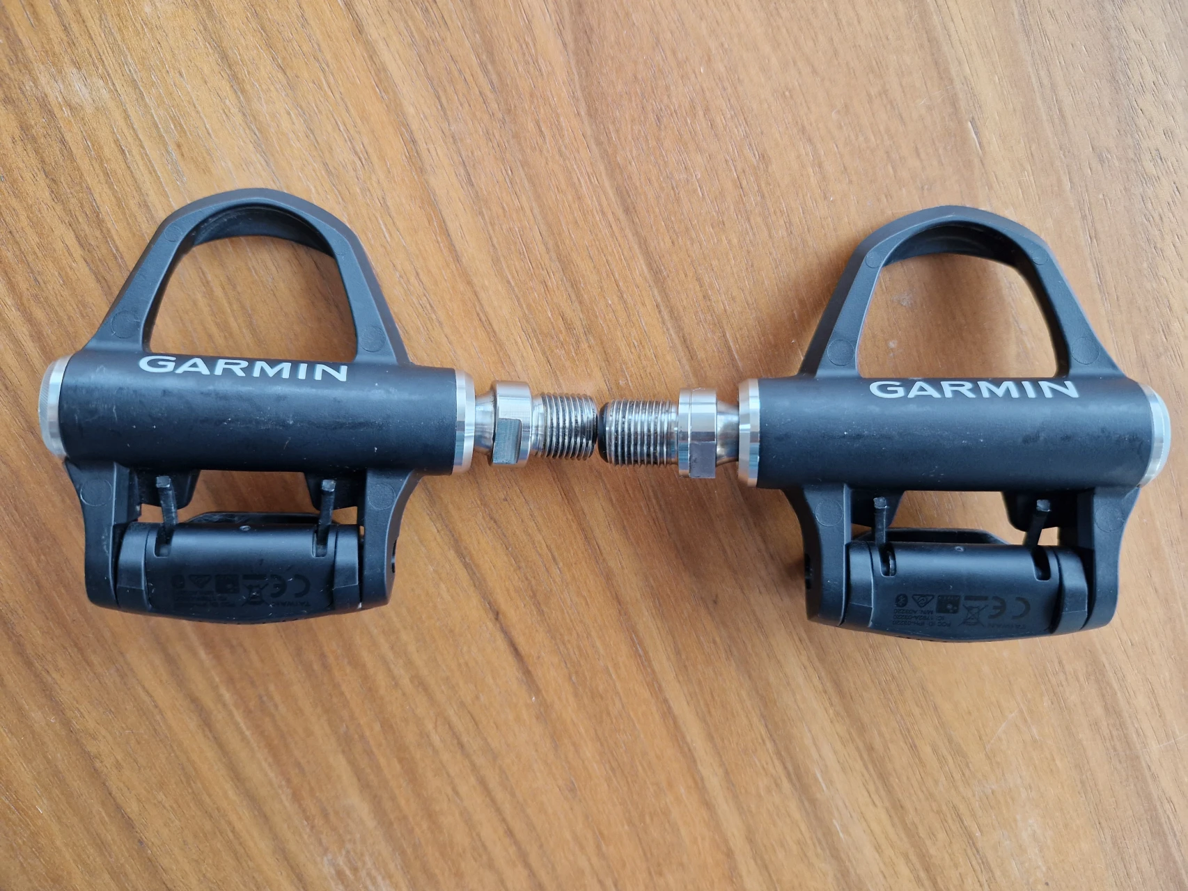 8. Garmin Vector 3S