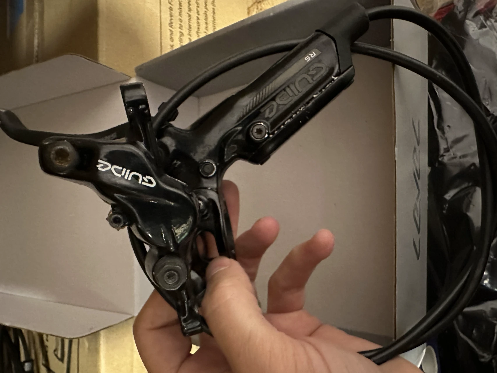1. Sram guide RS