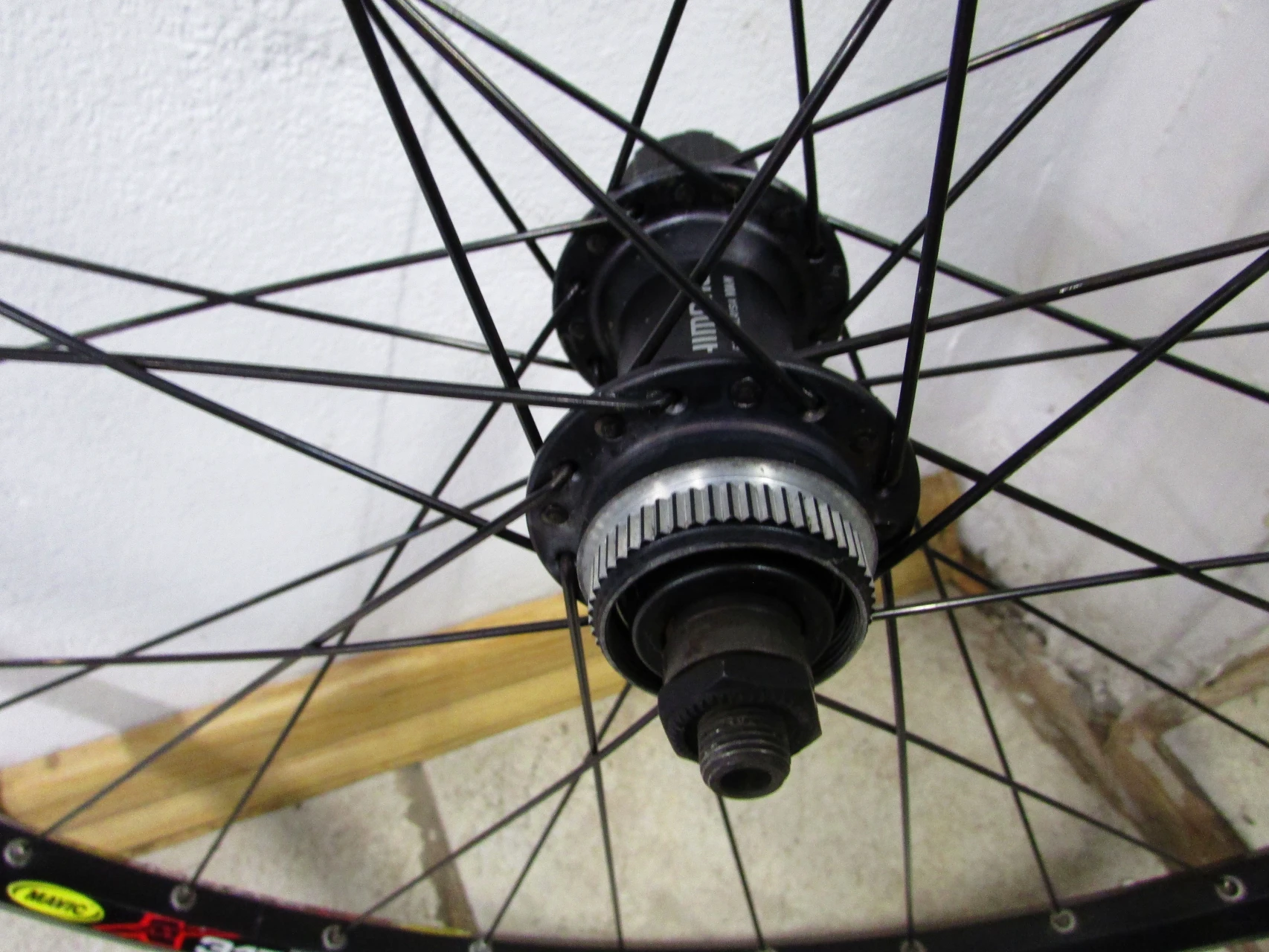 1. Roata Mavic 26" cod:065