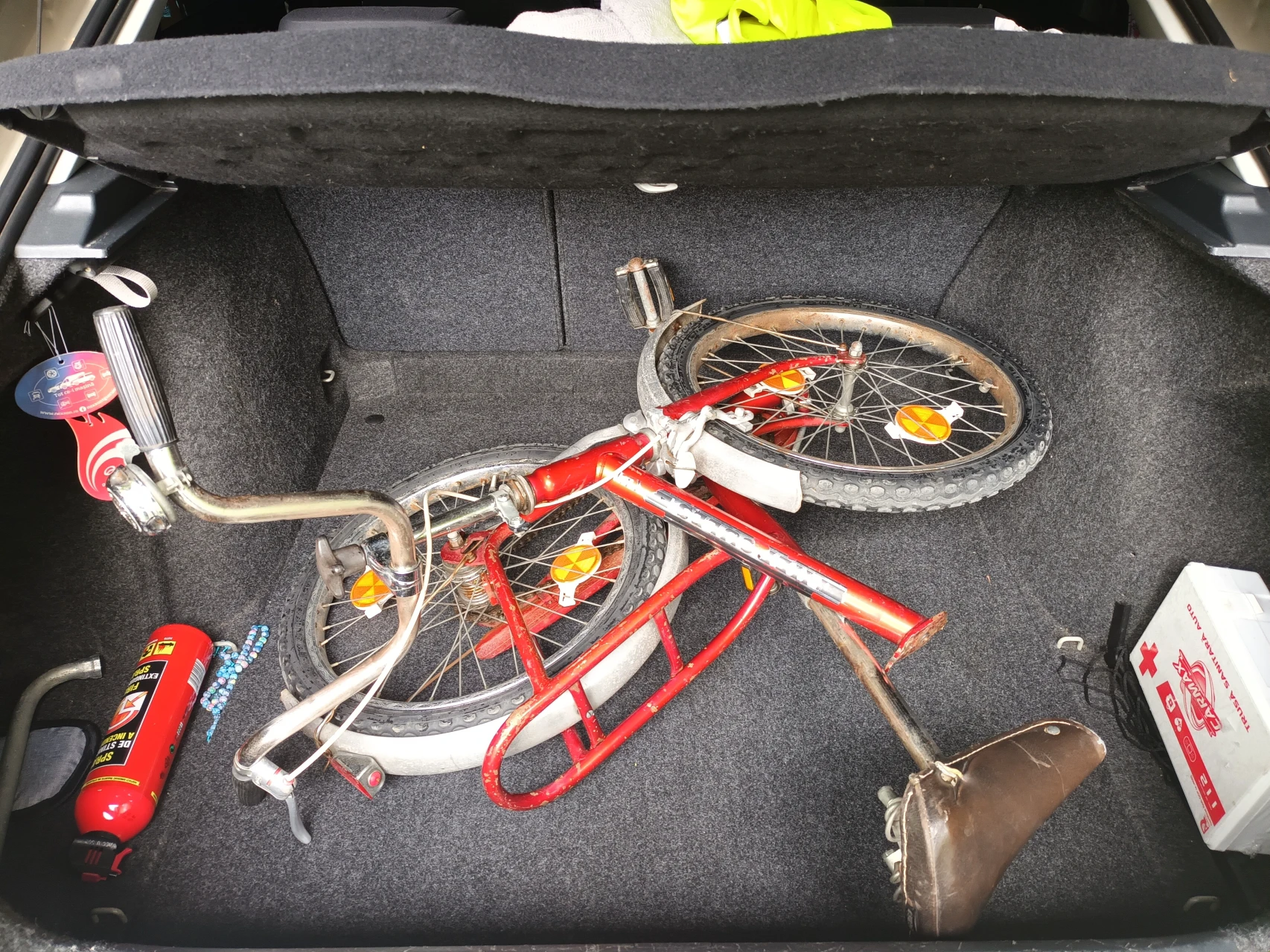 2. Bicicleta Hercules pliabila decor veche