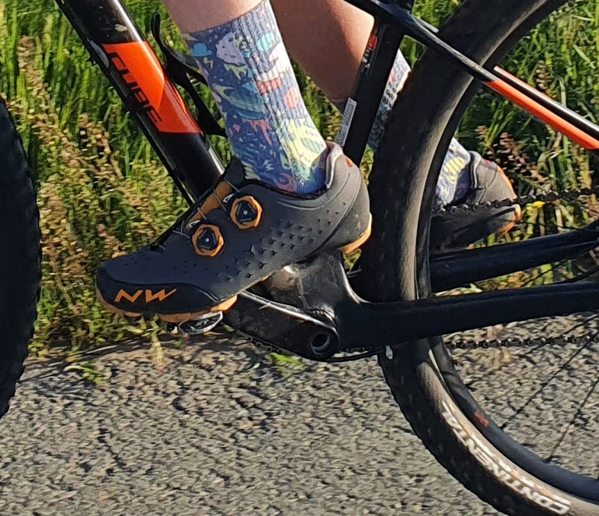 1. Pantofi ciclism Northwave Rebel 2 marime 41