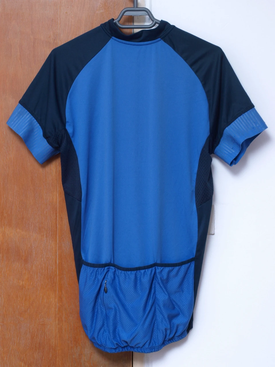 1. Tricou Inoc L