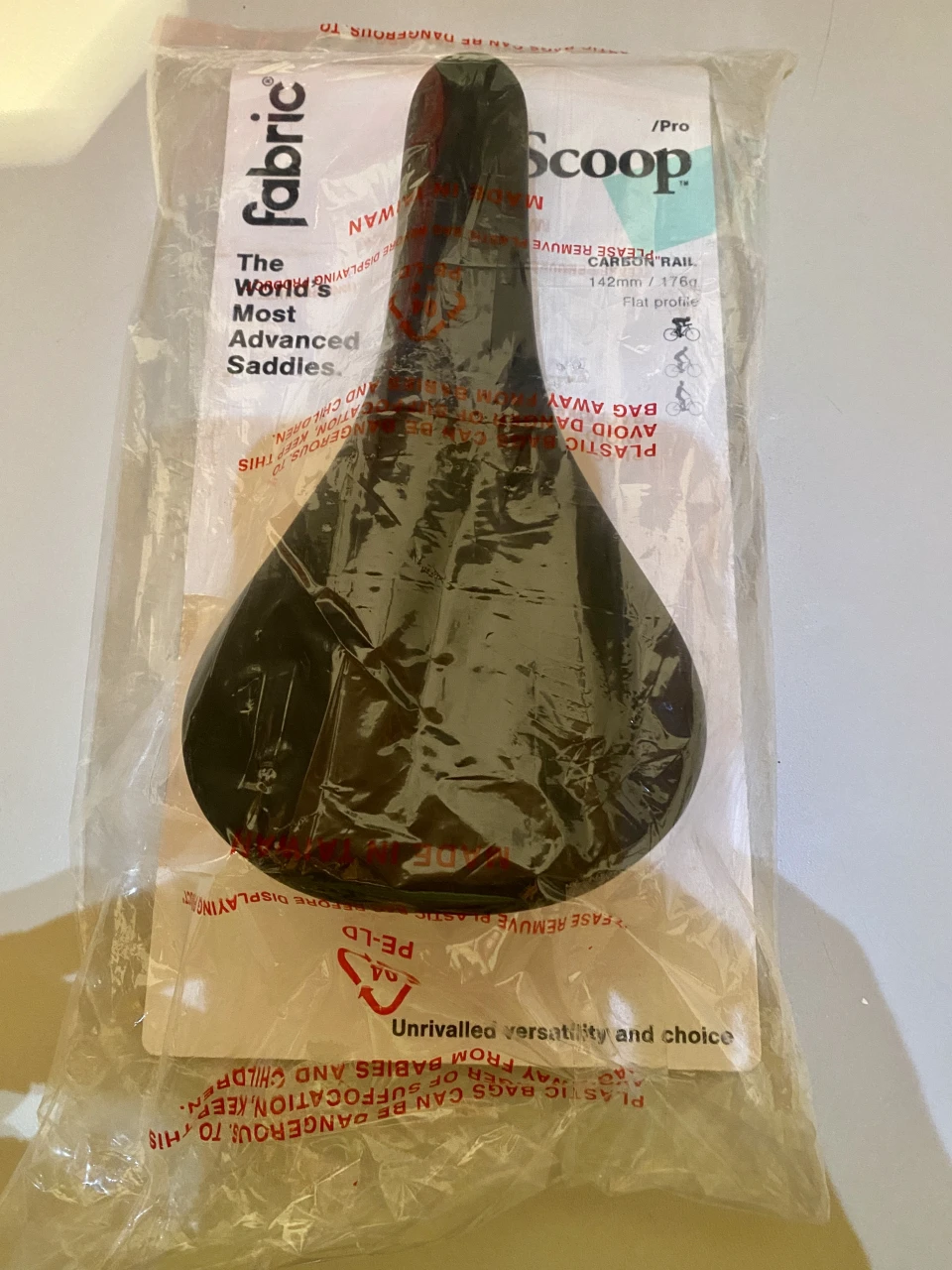 3. Sa Fabric Scoop Flat Pro 142 mm – usoara, stare foarte buna