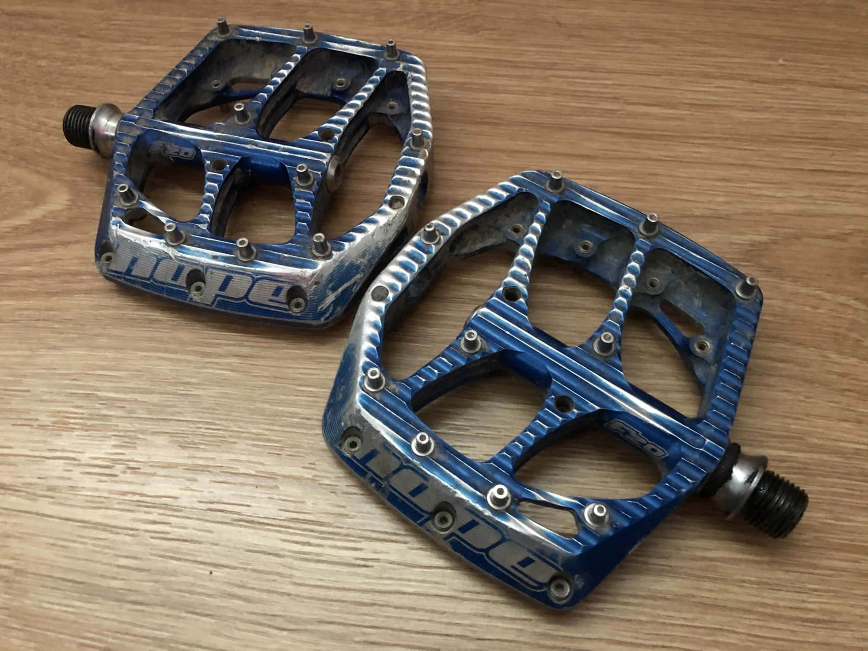 3. Pedale flat HOPE F20