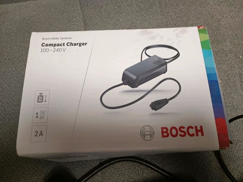 1. Incarcator bicicleta electrica ebike Bosch Performance/ Activ line 2ah
