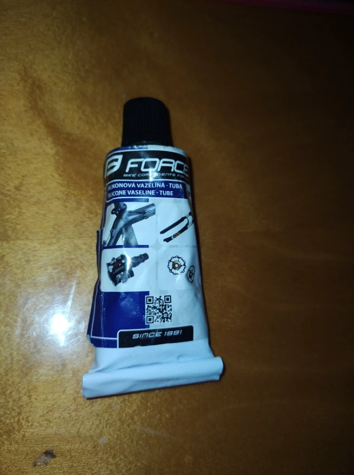 1. Vaselina silicon 30ml