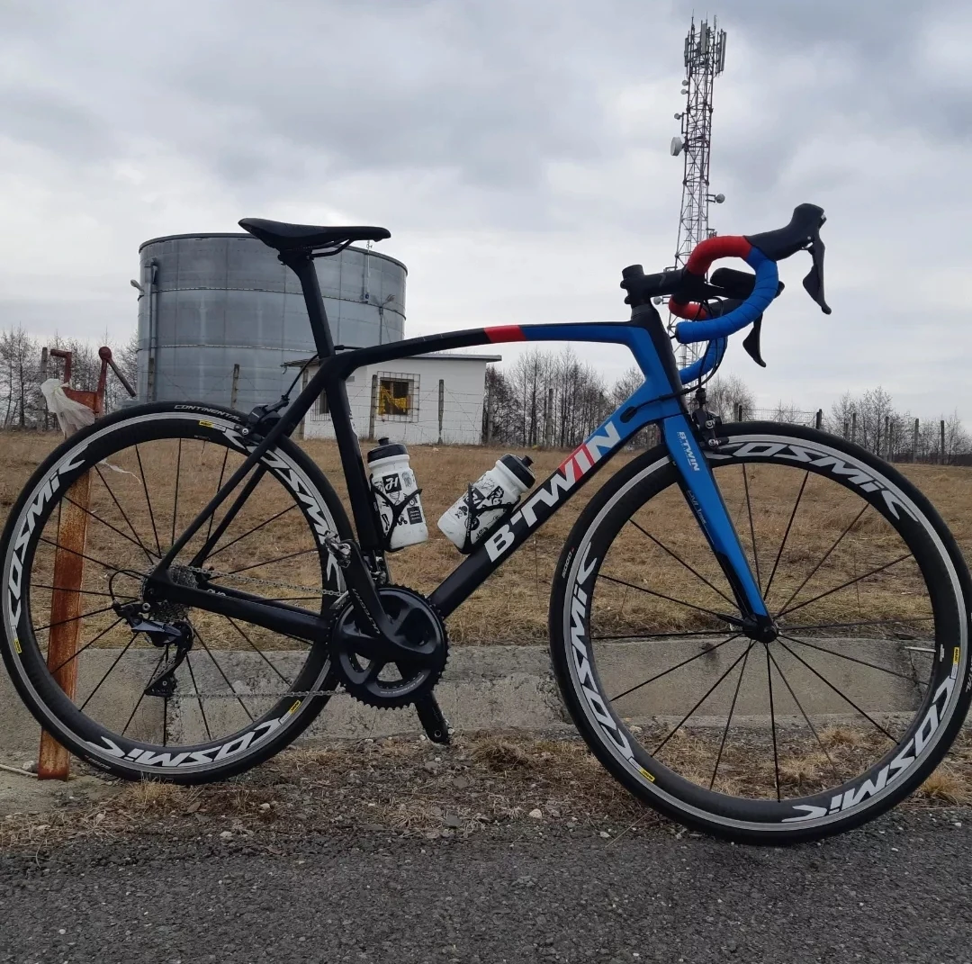 1. B'TWIN ULTRA 920 CF