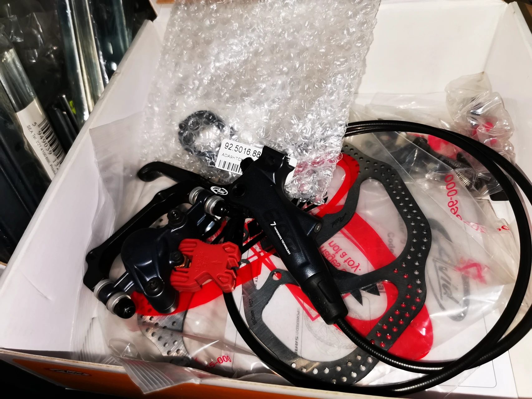1. Frana fata AVID ELIXIR 7 CARBON CU DISC DE 1800