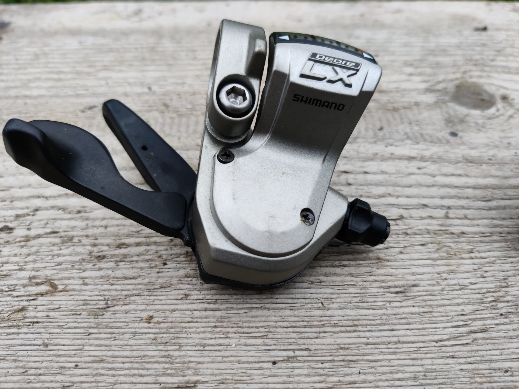 9. Set shifter-e & schimbatoare/deraioare Shimano Deore LX & XT