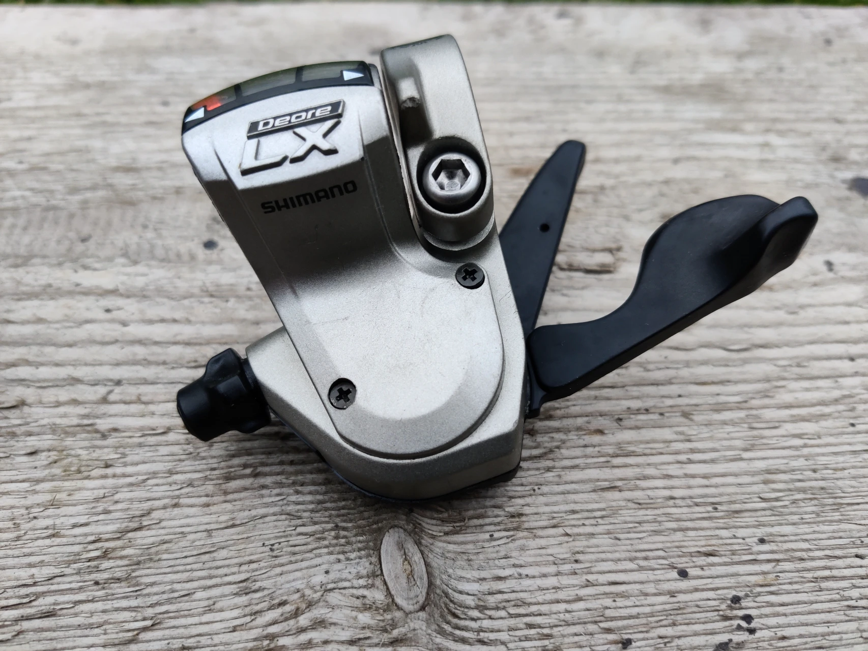 8. Set shifter-e & schimbatoare/deraioare Shimano Deore LX & XT