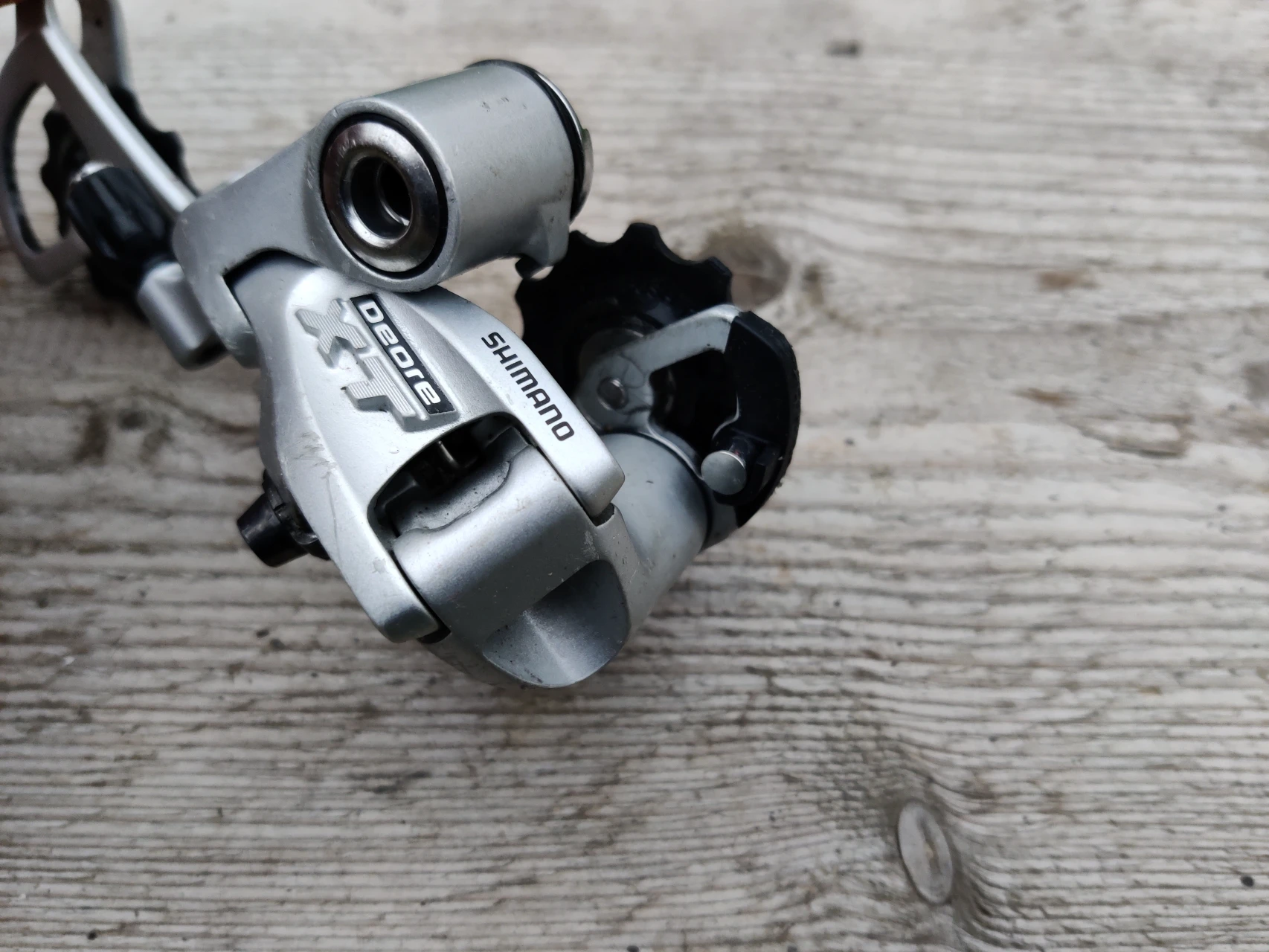 4. Set shifter-e & schimbatoare/deraioare Shimano Deore LX & XT