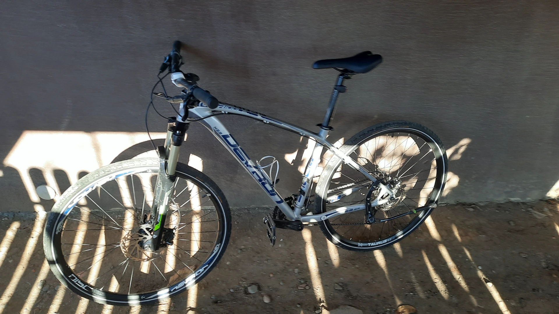 7. Devron Riddle H3.9 Roți 29