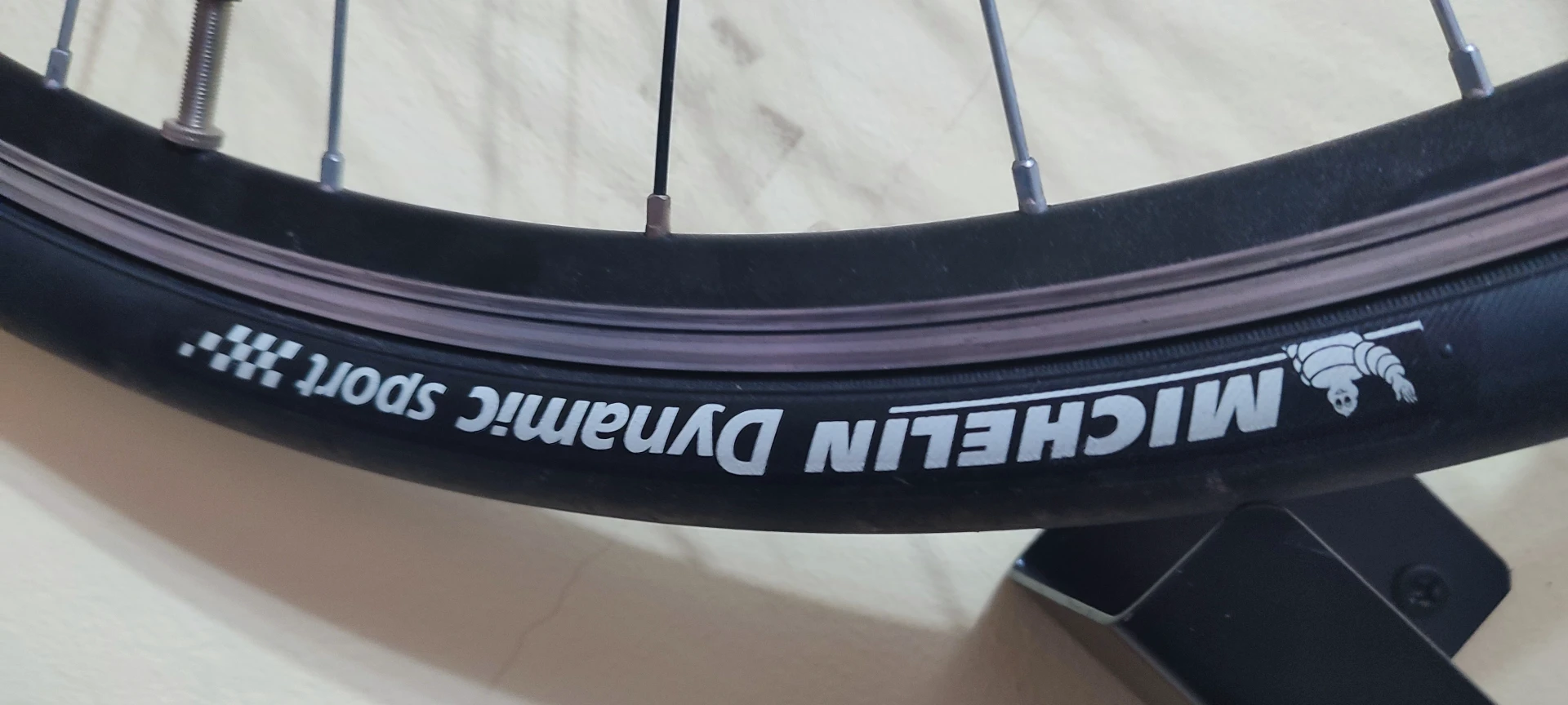 1. Urgent Bicicleta oras Sprint marimea L