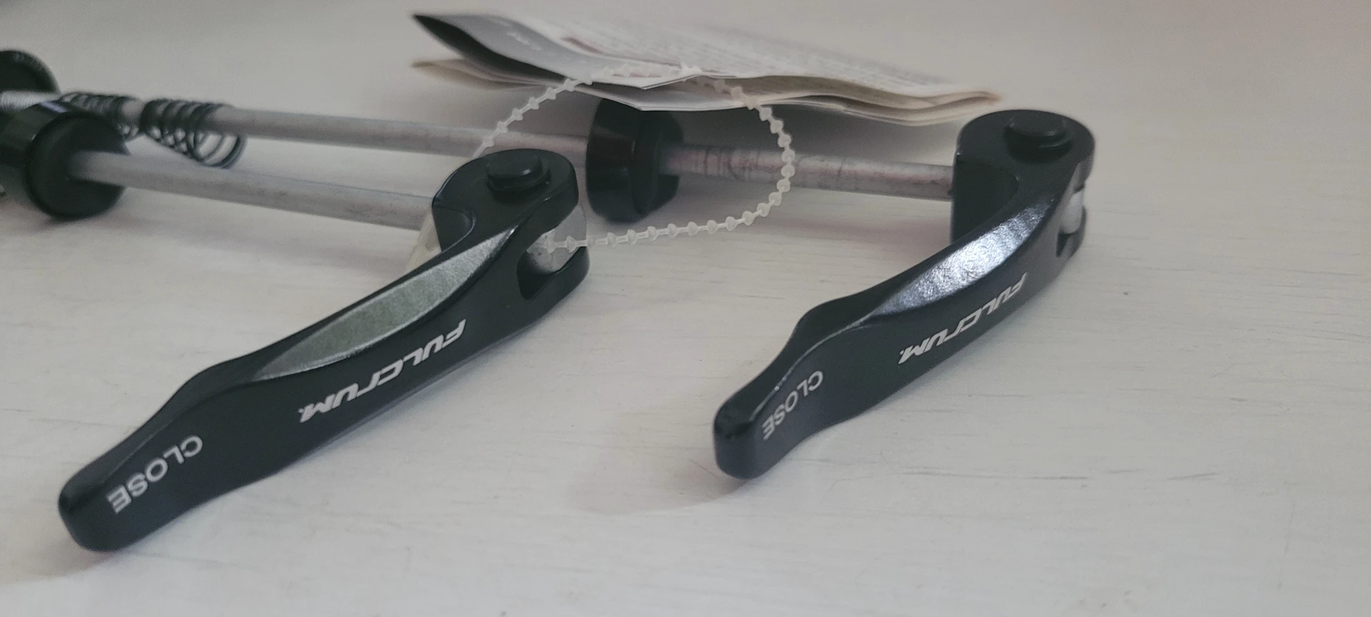 1. Set Quick release Fulcrum