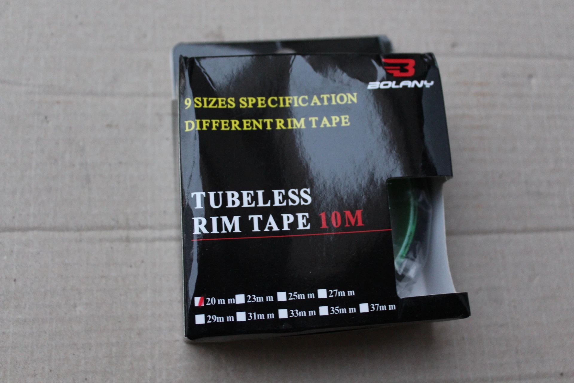 1. Tubeless RimTape 20mm - 10m negru