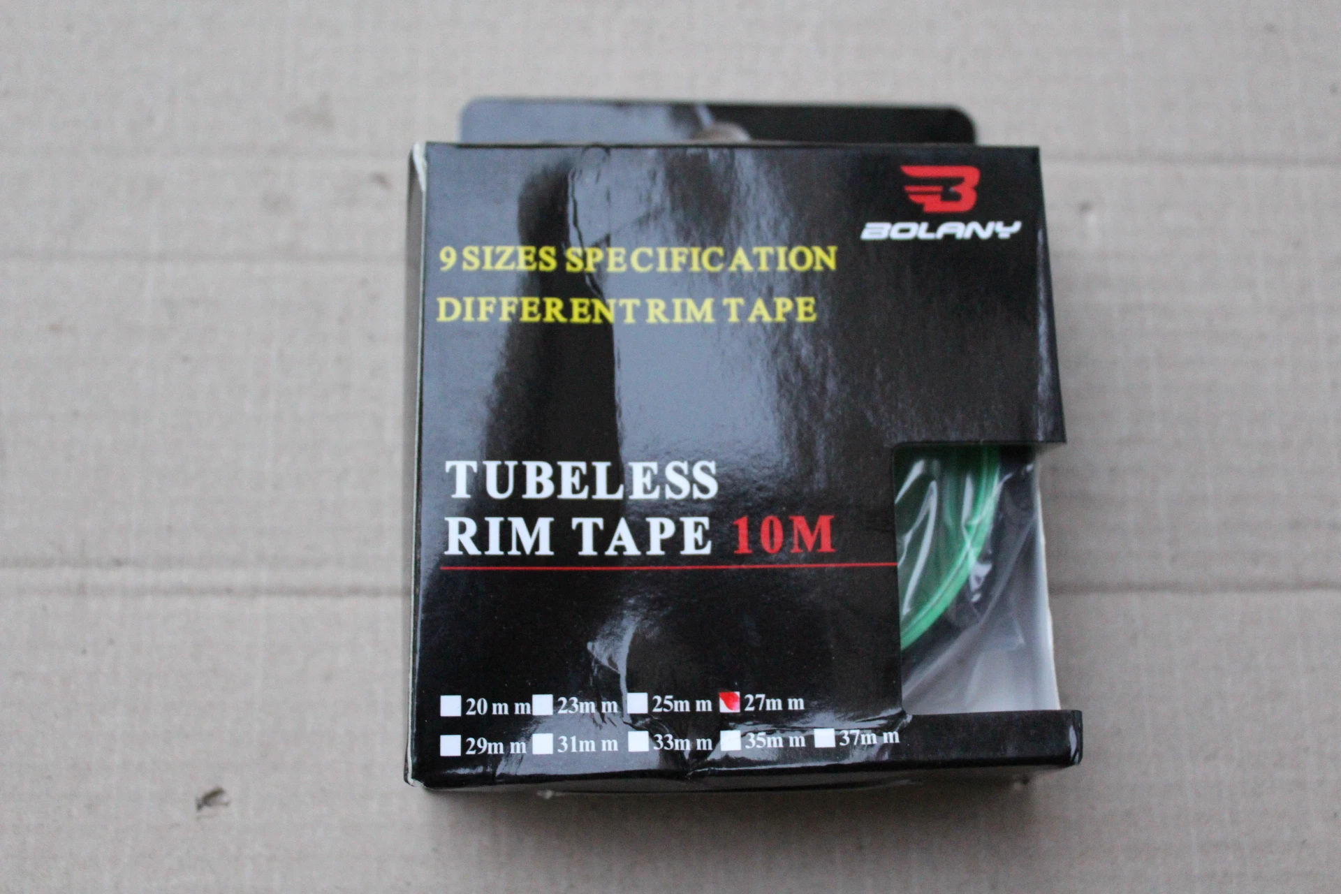 1. Tubeless RimTape 27mm - 10m negru