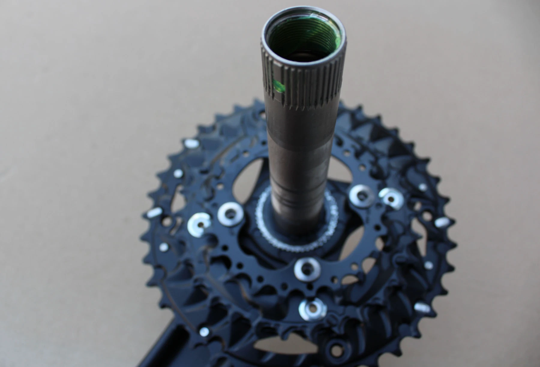 2. Shimano FC-MT500 10-viteze 40/30/22 - 175mm angrenaj MTB, Trekking