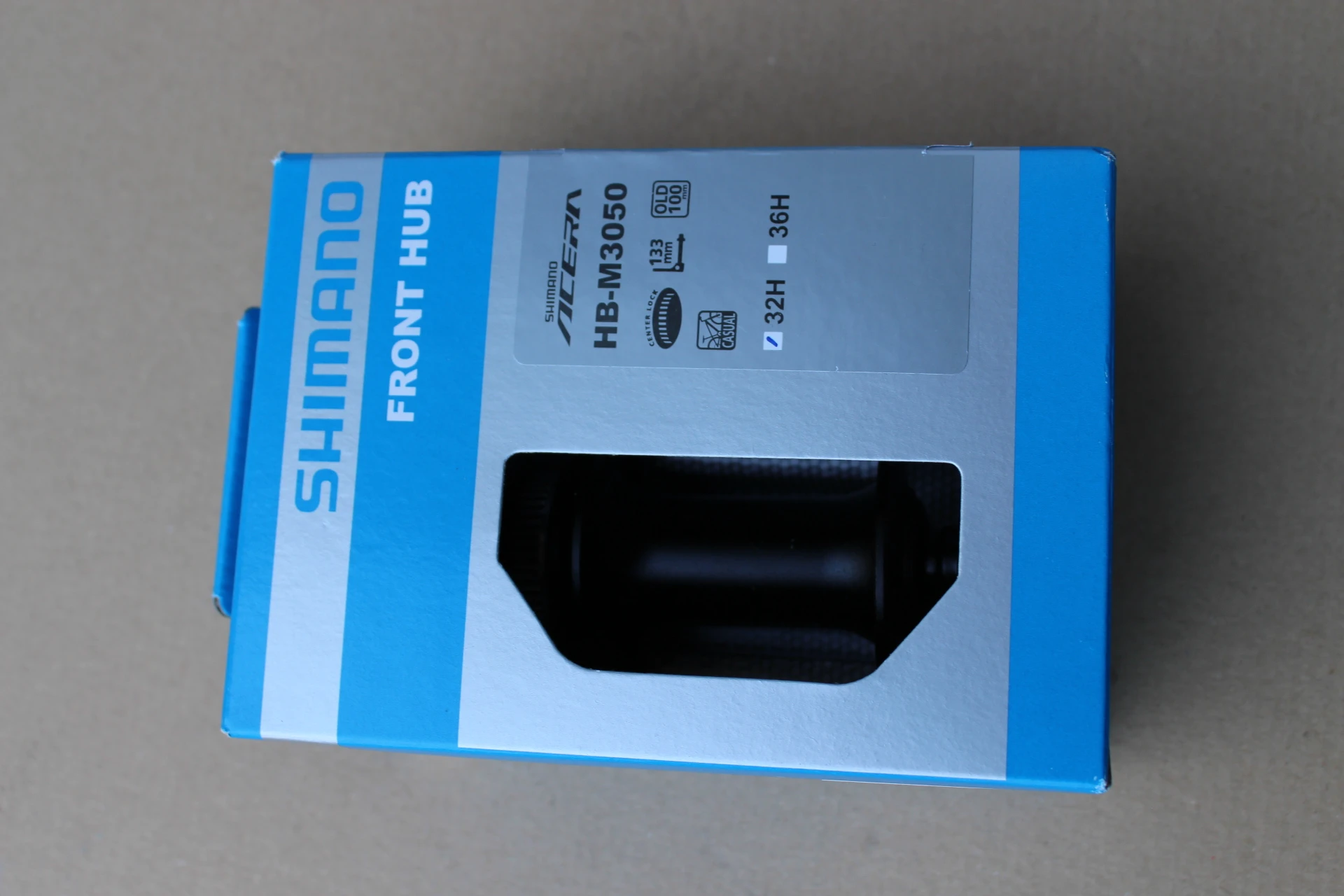 2. Shimano HB-M3050 CenterLock Disc butuc fata + QR 32 gauri