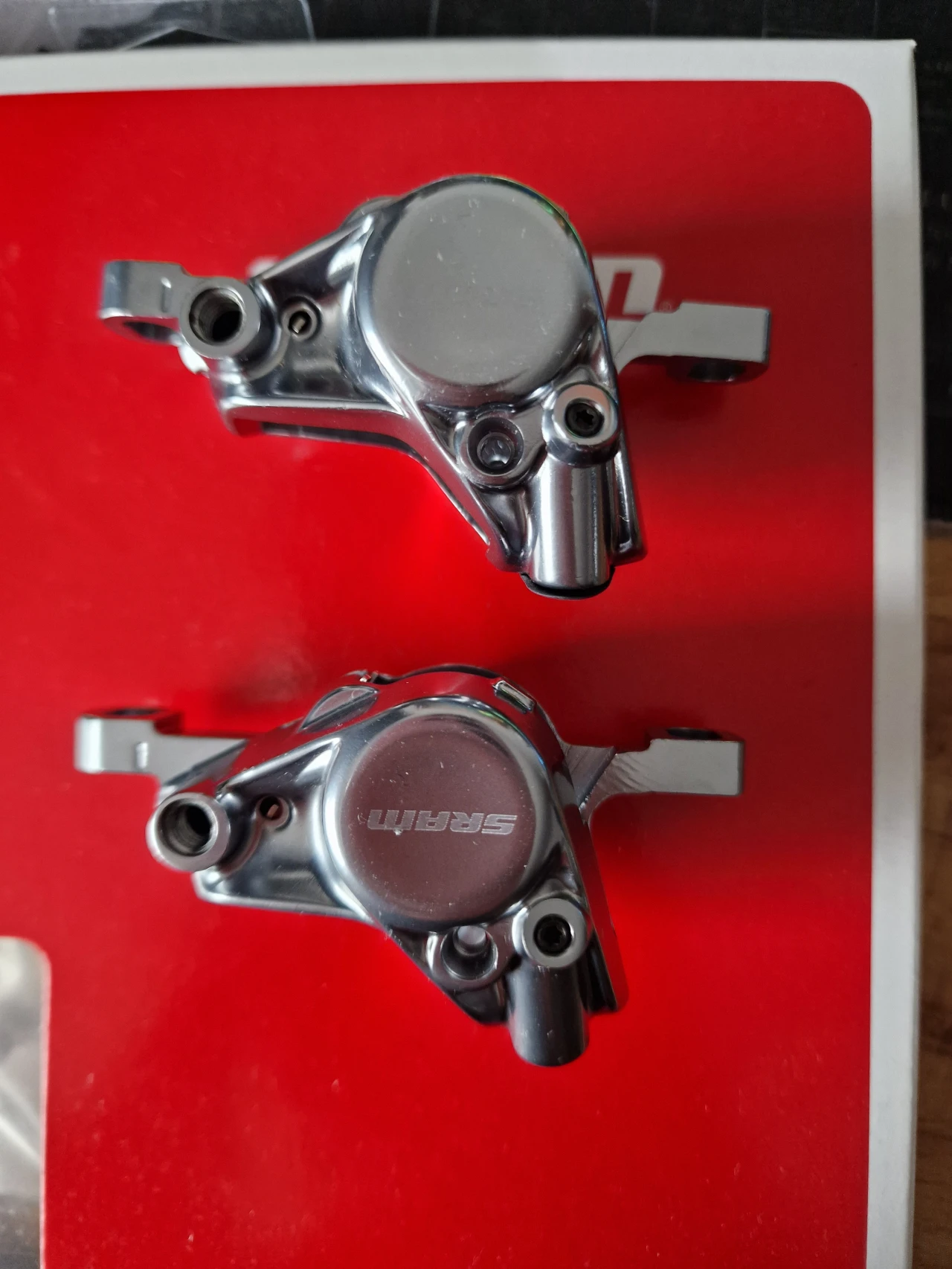 4. Etriere SRAM RED eTap AXS HRD Brake Caliper Post Mount