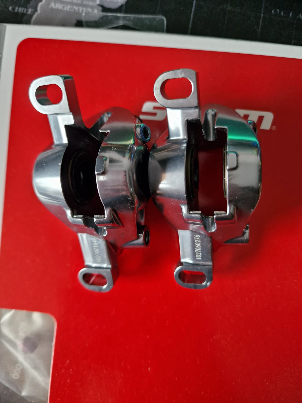 2. Etriere SRAM RED eTap AXS HRD Brake Caliper Post Mount