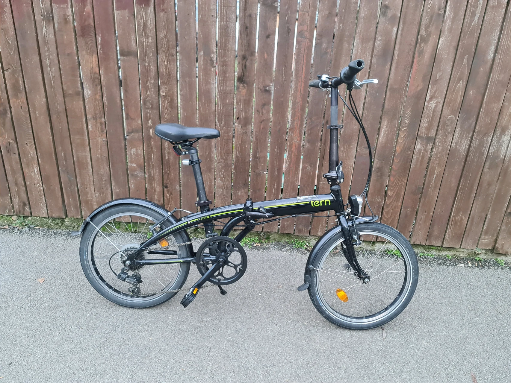1. Tern Link B7 roti 20" pliabila