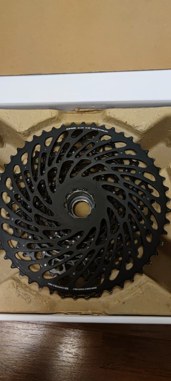 1. Caseta Sram GX 1275
