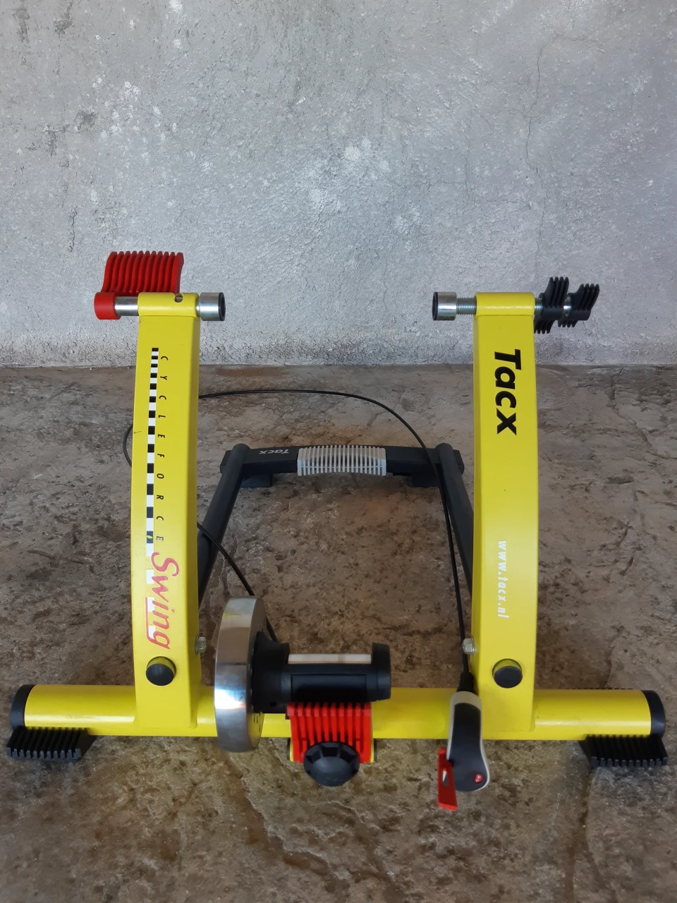 6. Trainer Tacx
