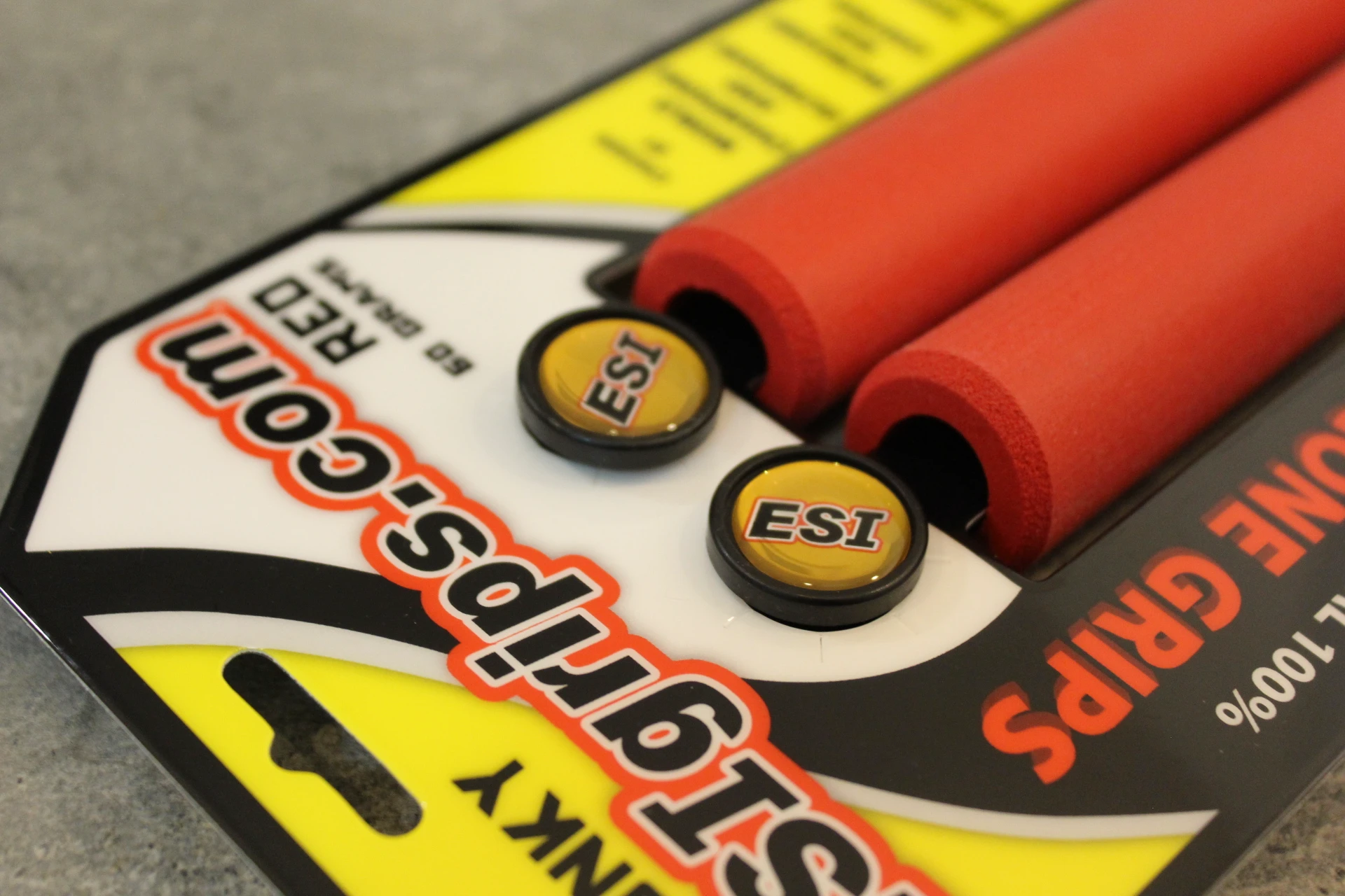 4. ESI CHUNKY SILICONE GRIPS
