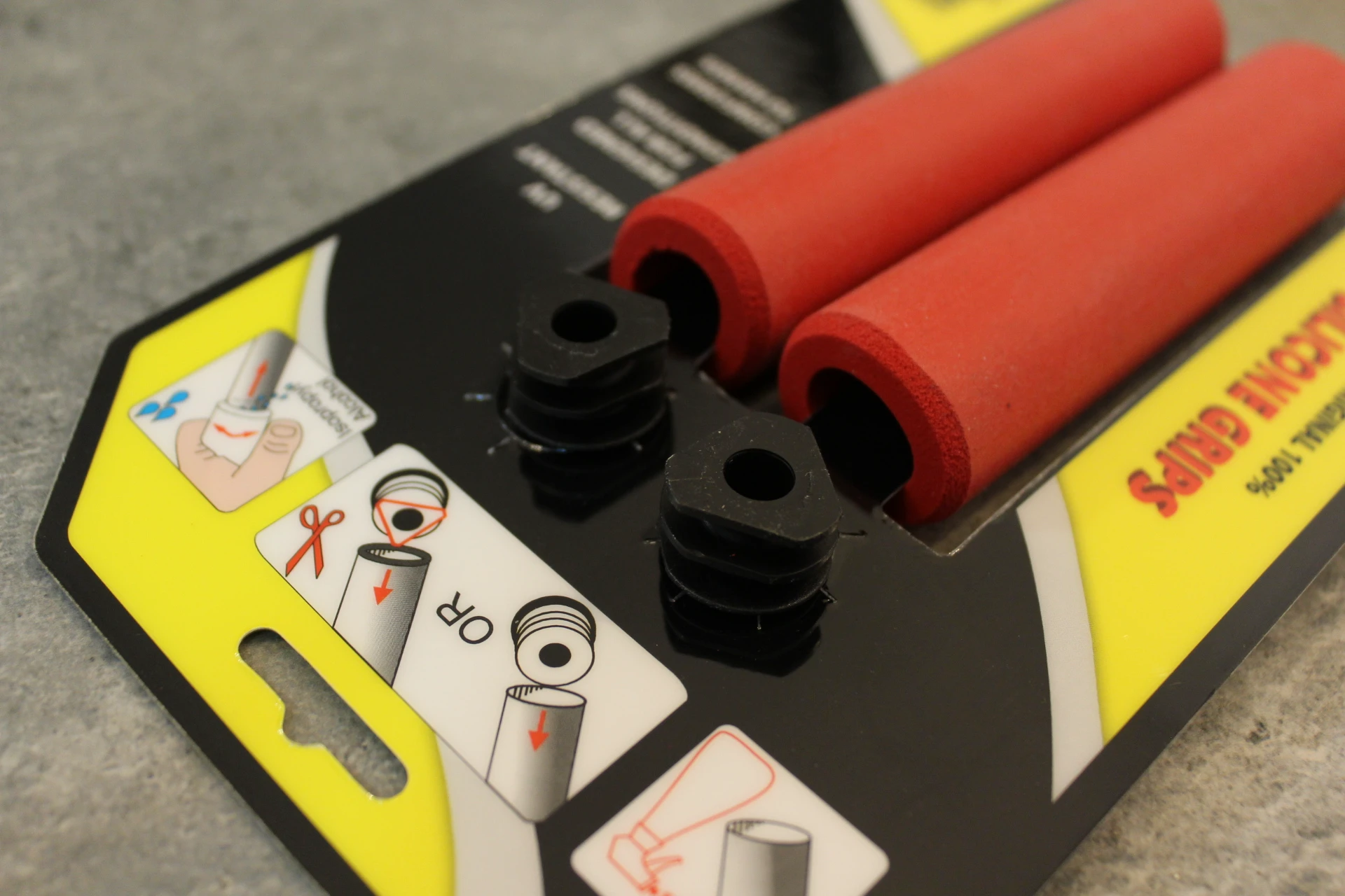3. ESI CHUNKY SILICONE GRIPS