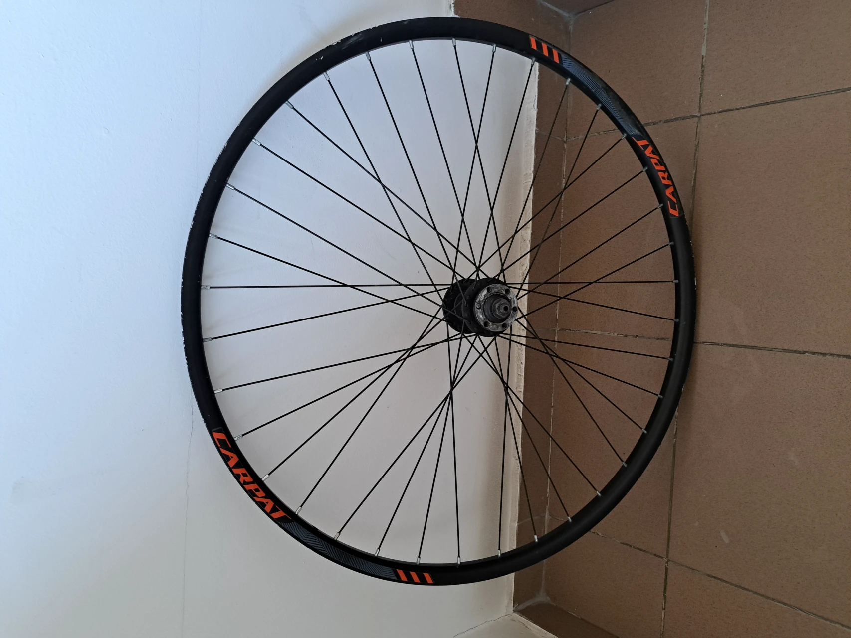 1. Roata 28/29 spate casetă și prindere disc