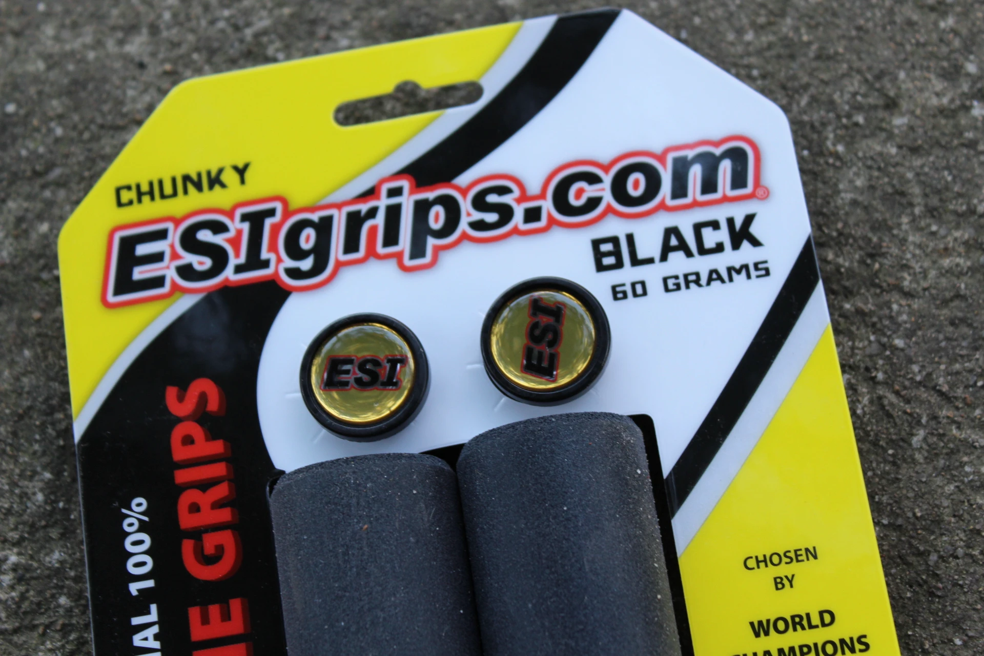 4. ESI Chunky silicone grips - negru