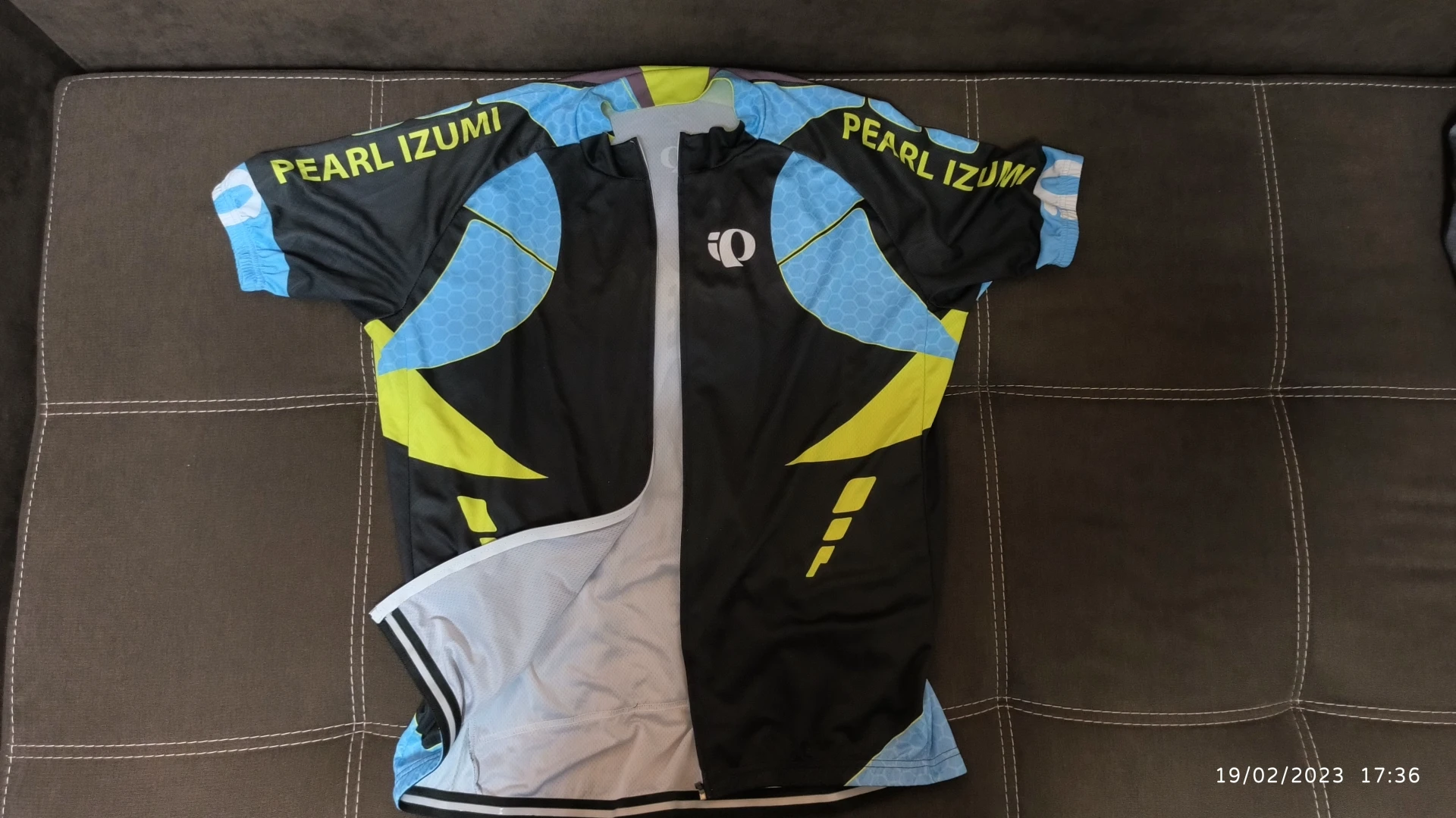2. Tricouri mânecă scurtă 3XL