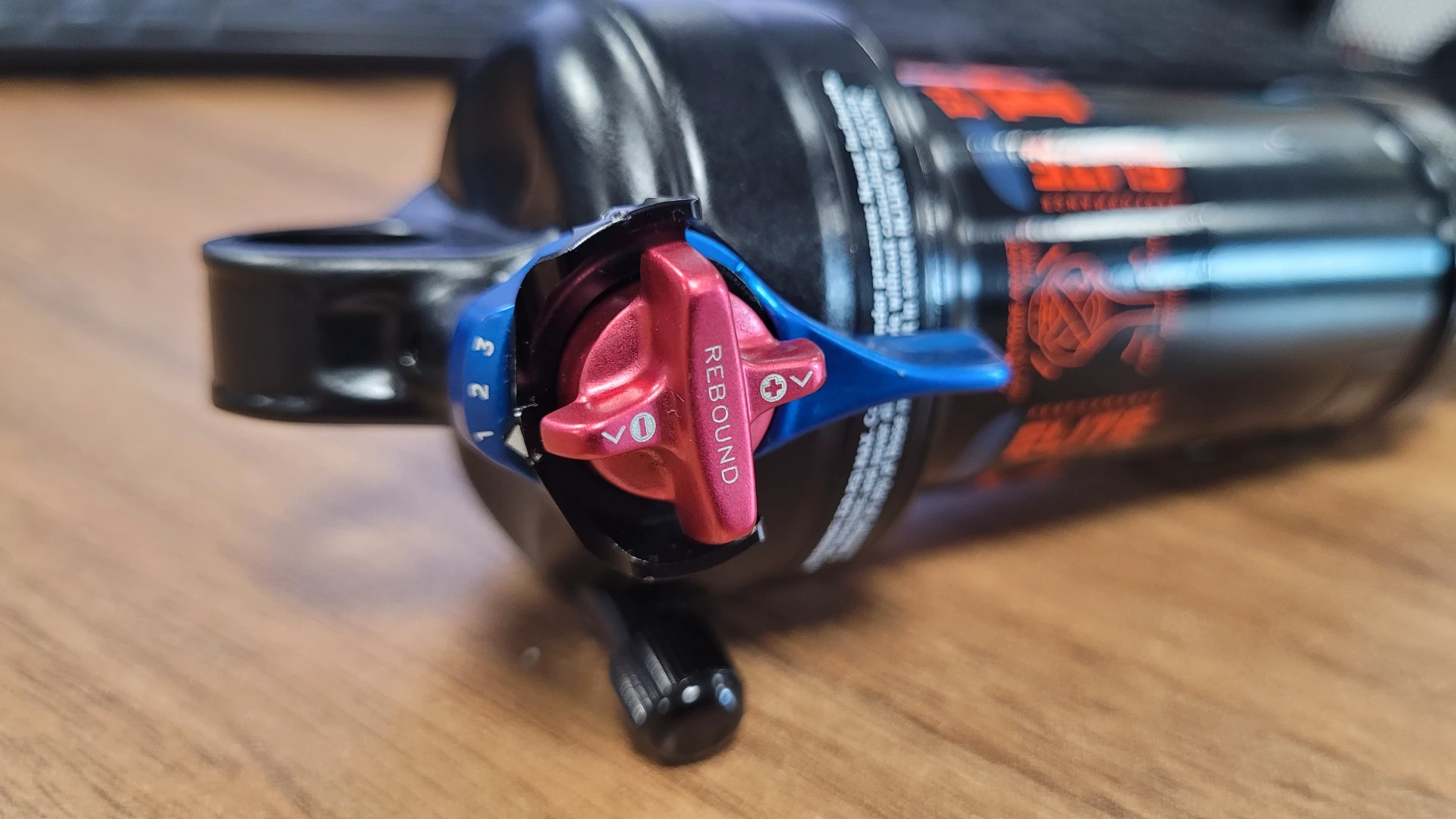 2. 2019 FOX DPS Performance Elite Series FLOAT