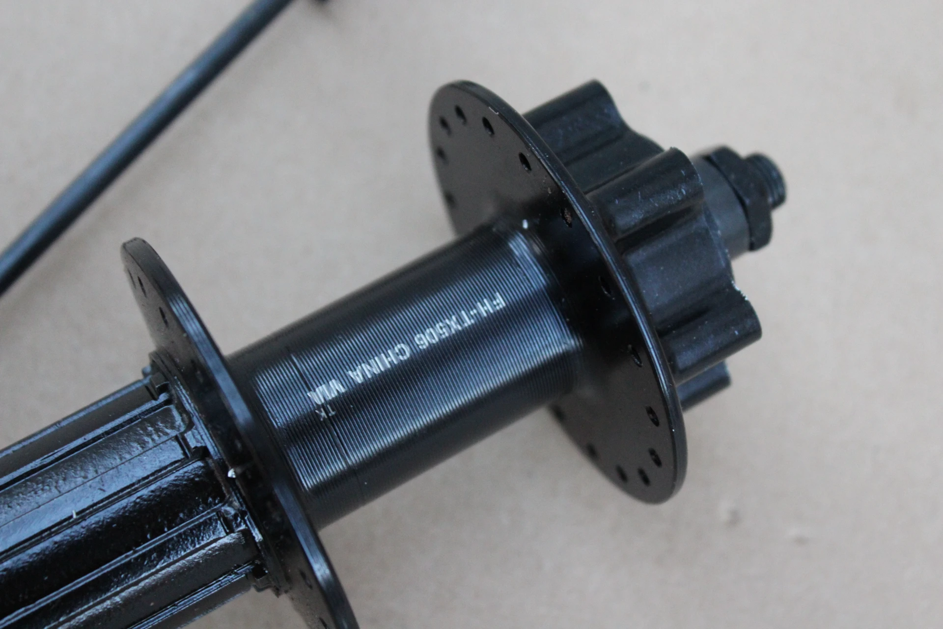 2. Shimano TOURNEY FH-TX506 + QR - 36gauri