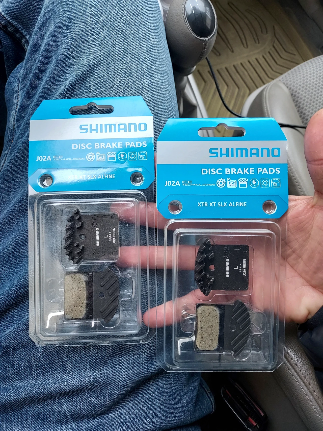 1. Placute Shimano radiator resin J02A