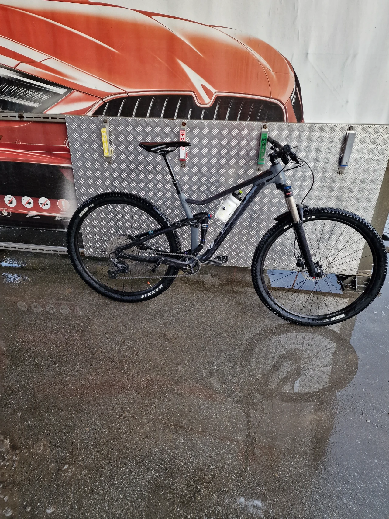 1. Merida One Twenty 400