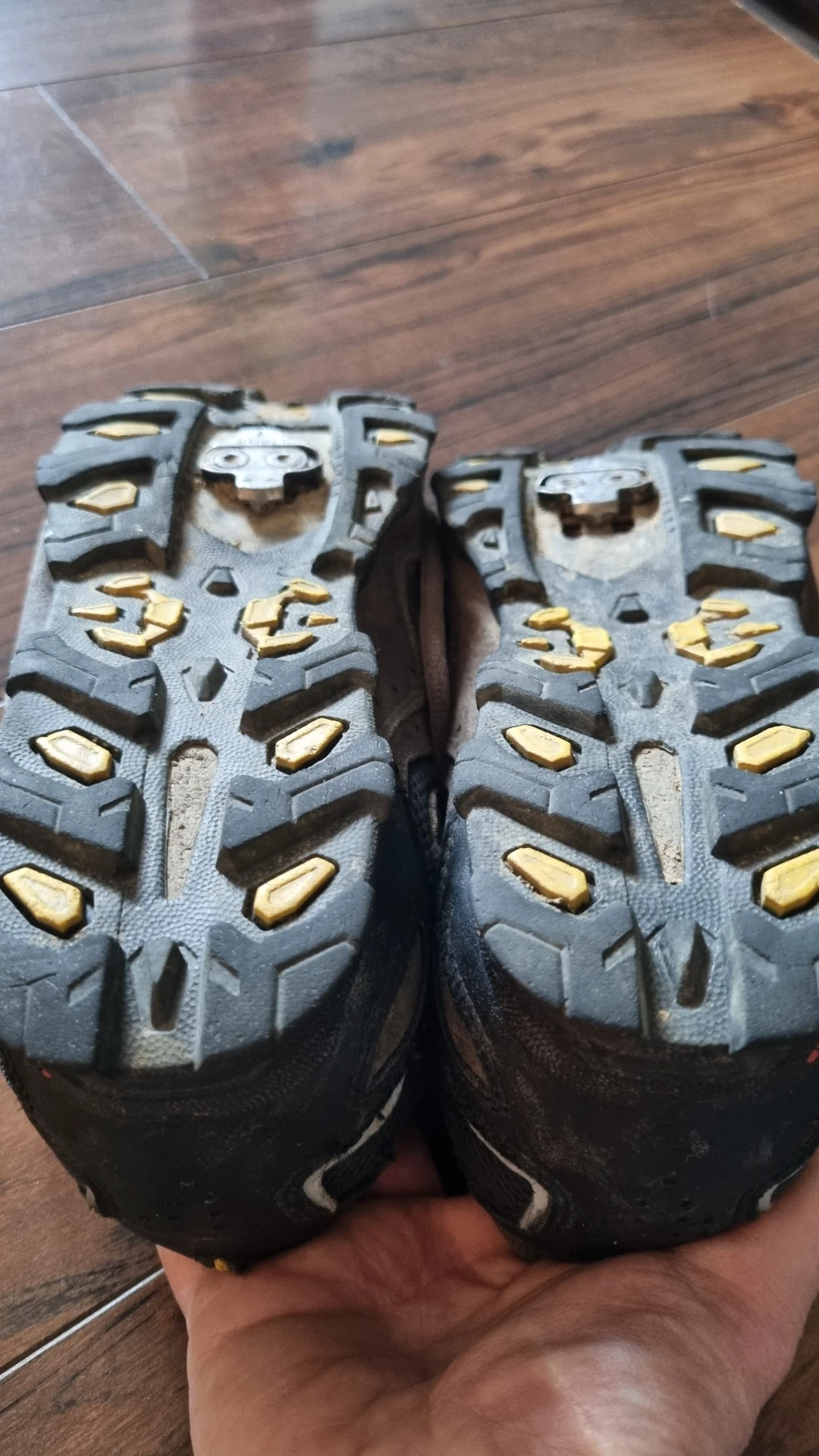 1. Pantofi SPD Mavic din piele, 42