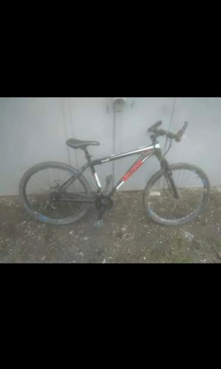 1. Bicicletă mtb