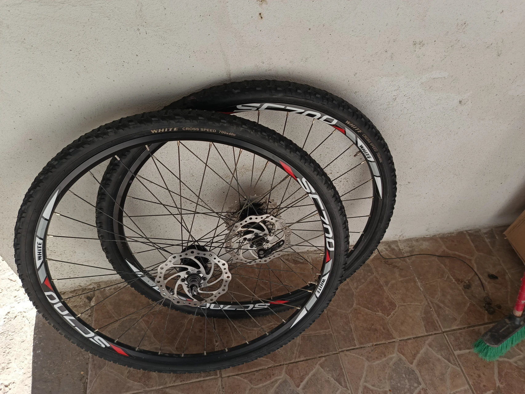 1. Set rotiWhite 28 "