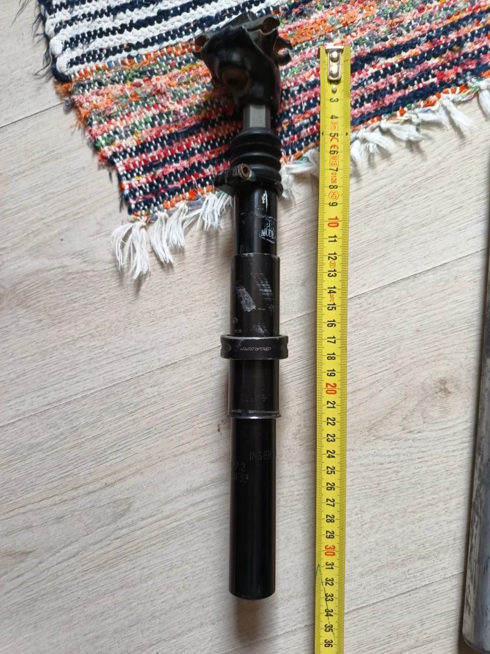 2. Tija sa Seatpost Post Moderne suspension seatpost Cushy-ST, candle 27.2 x 300 mm