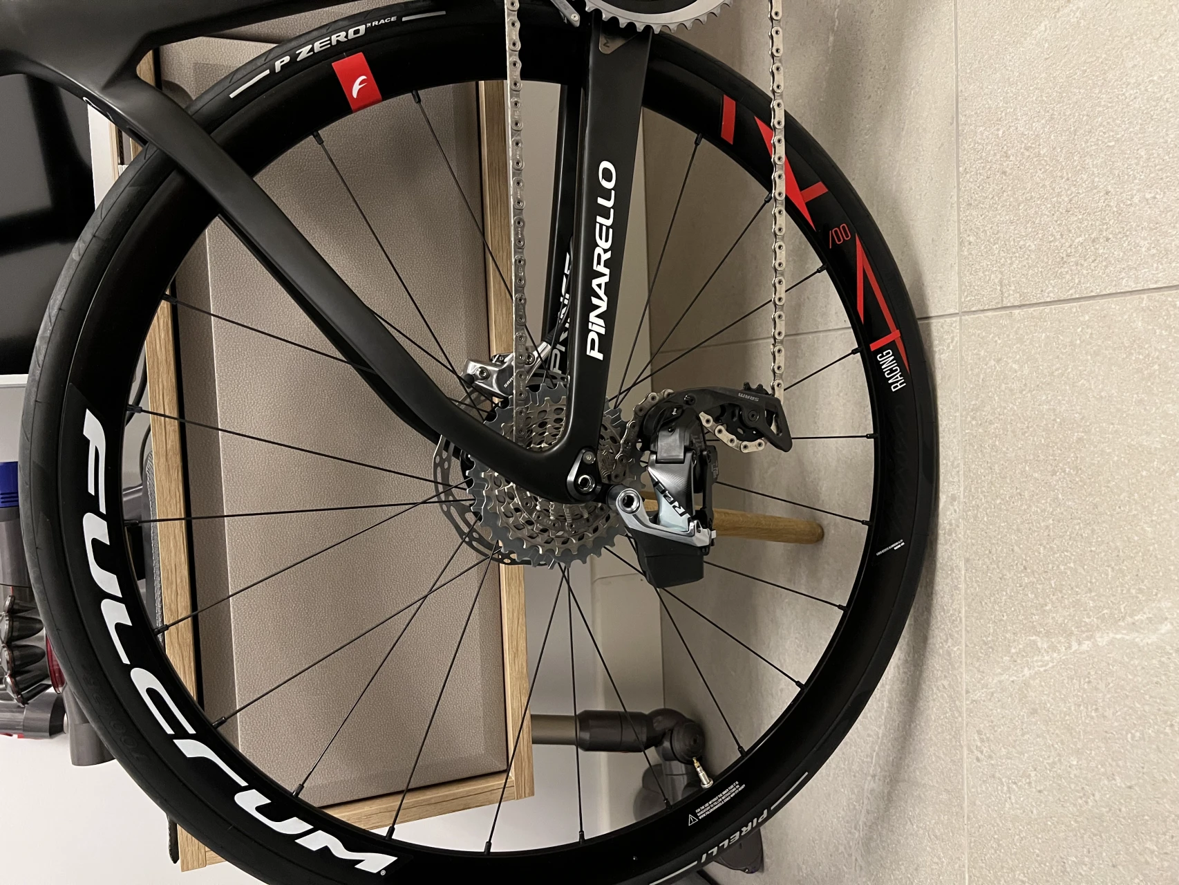 1. Fulcrum Racing 4 DB Wheels