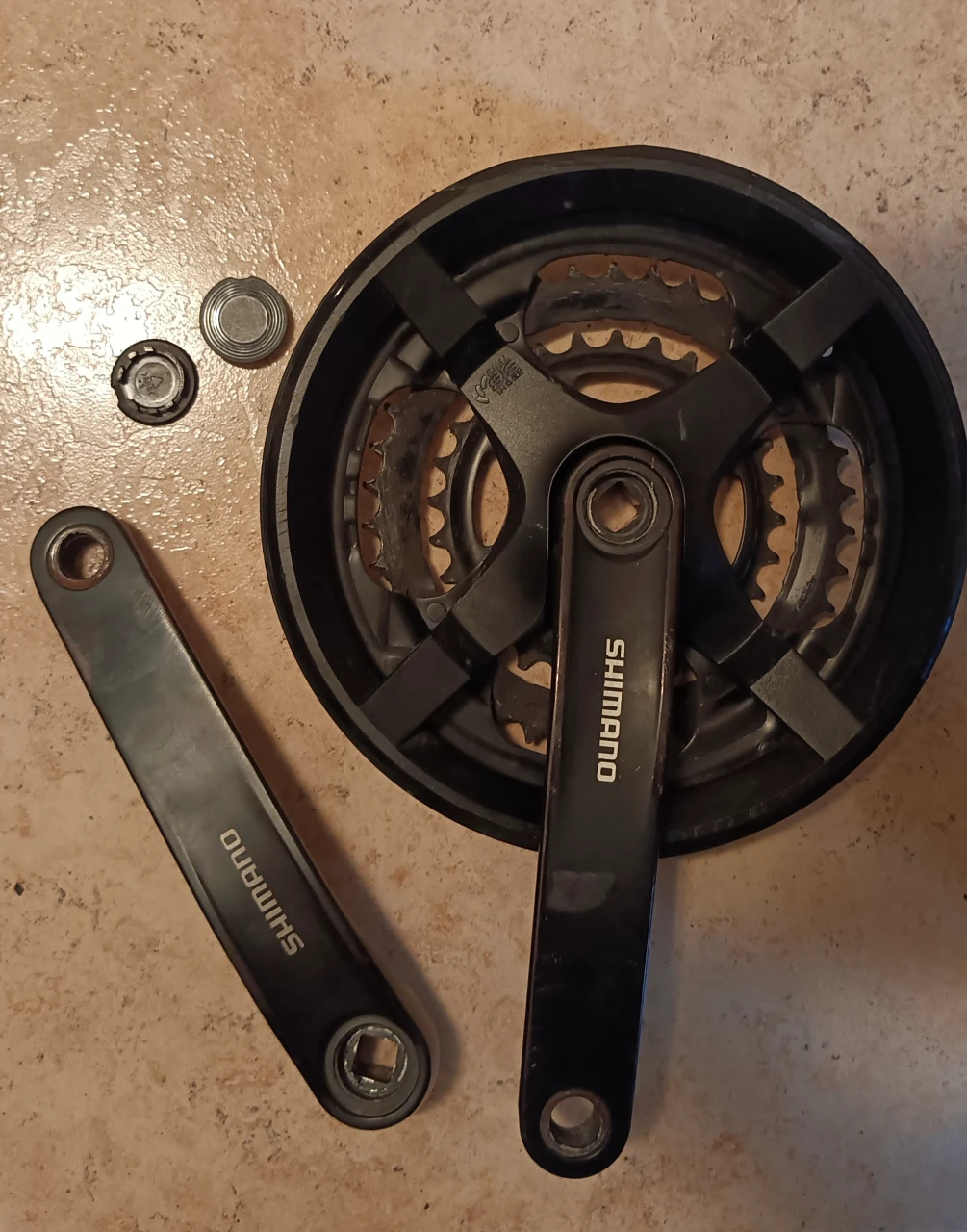 3. Angrenaj Shimano FC-TY301
