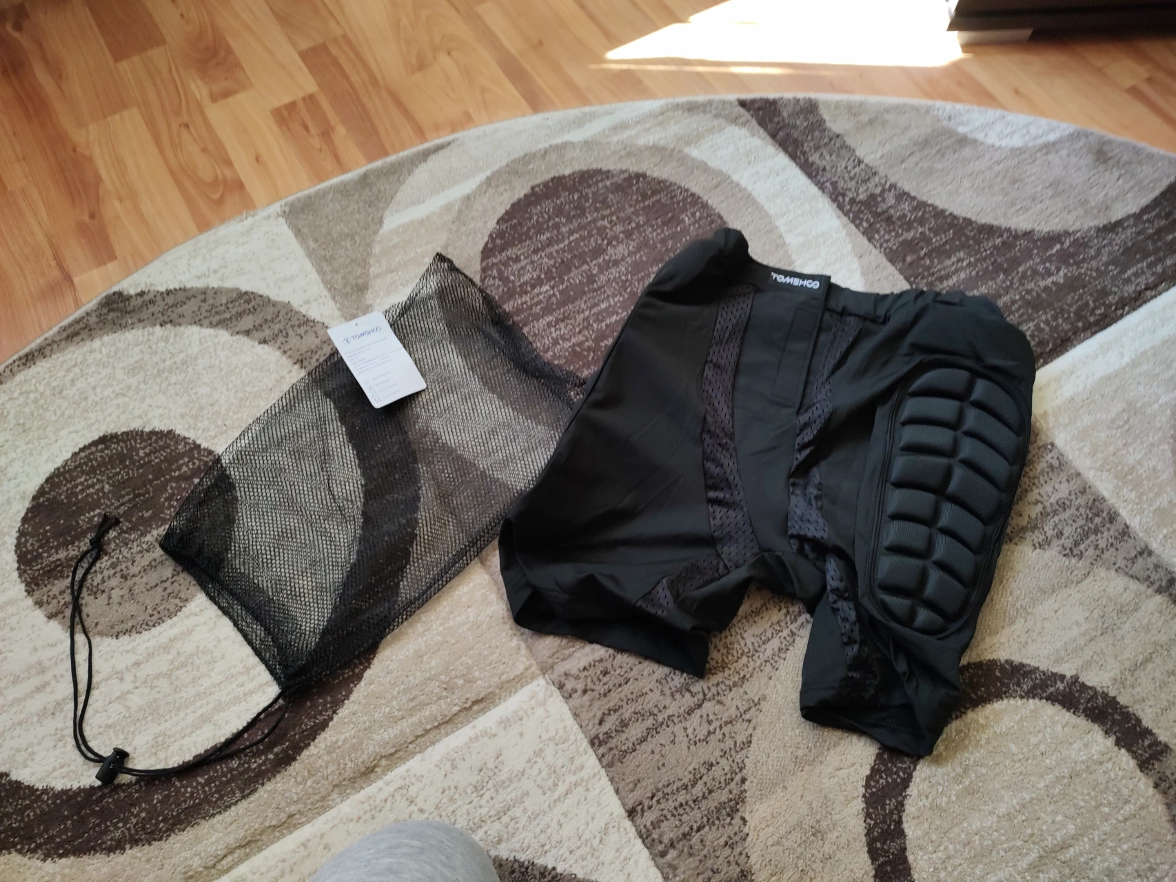 5. Pantaloni de ciclism