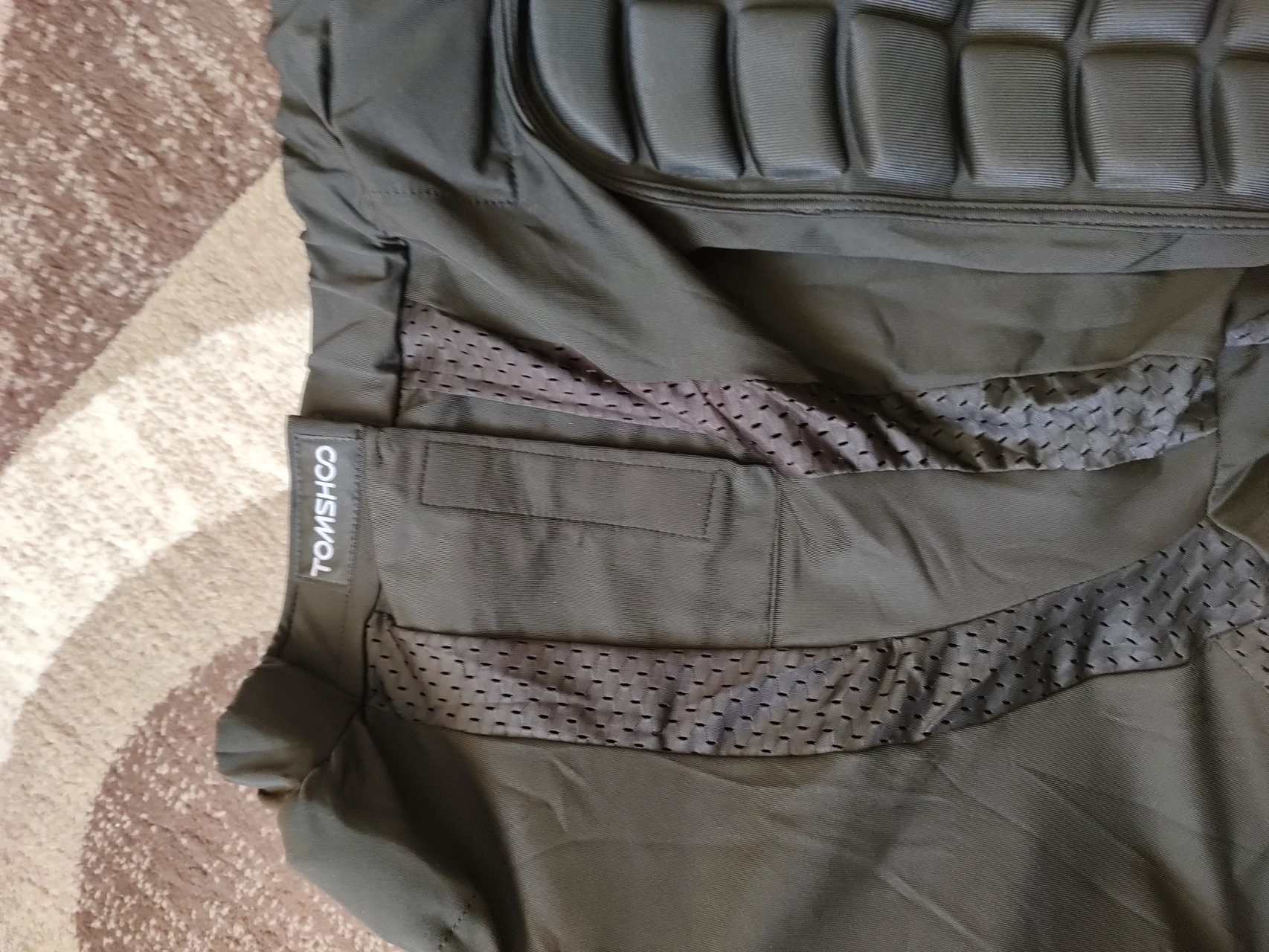 4. Pantaloni de ciclism