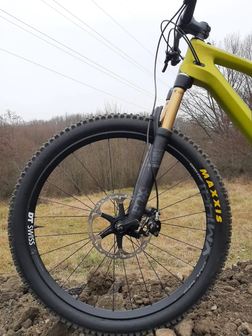 1. Vand CANYON SPECTRAL CF