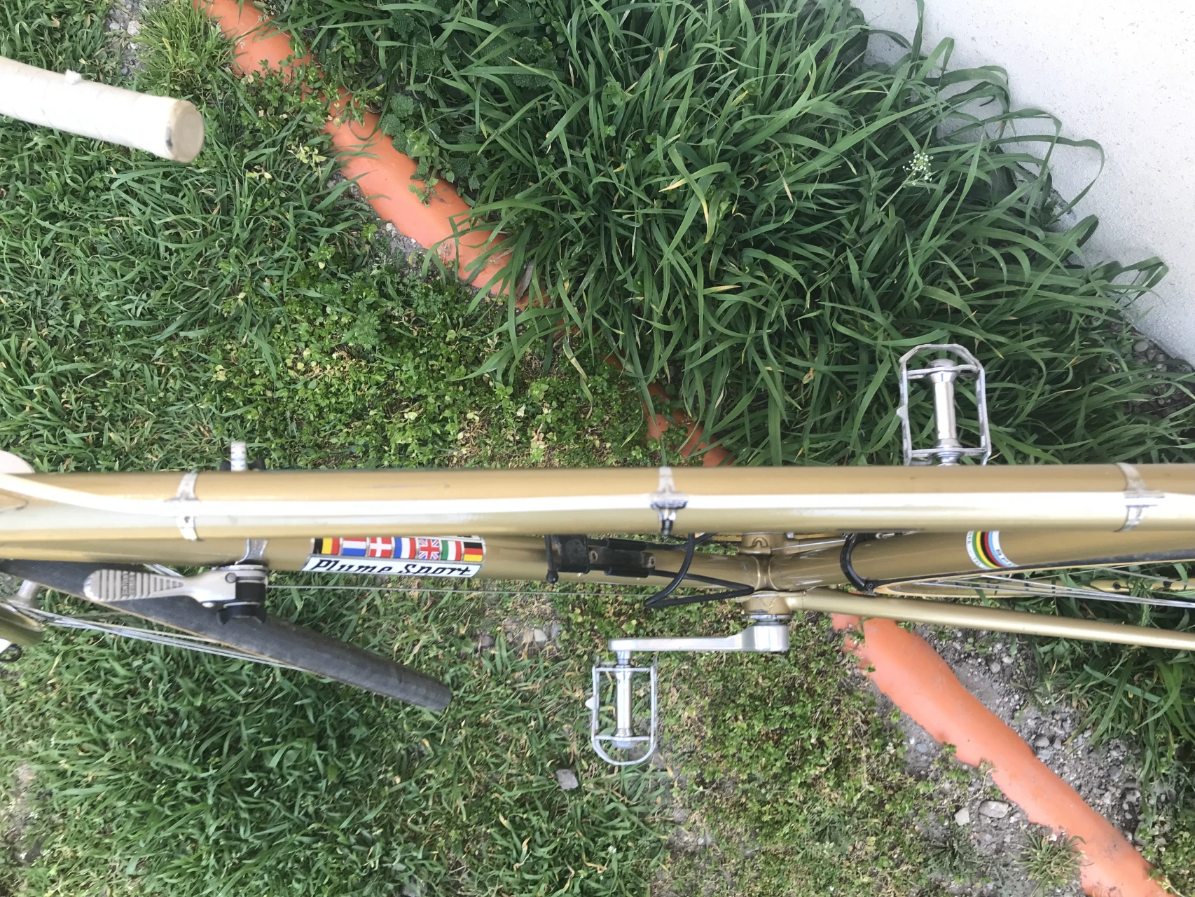 5. Cursiera vintage Plume Sport