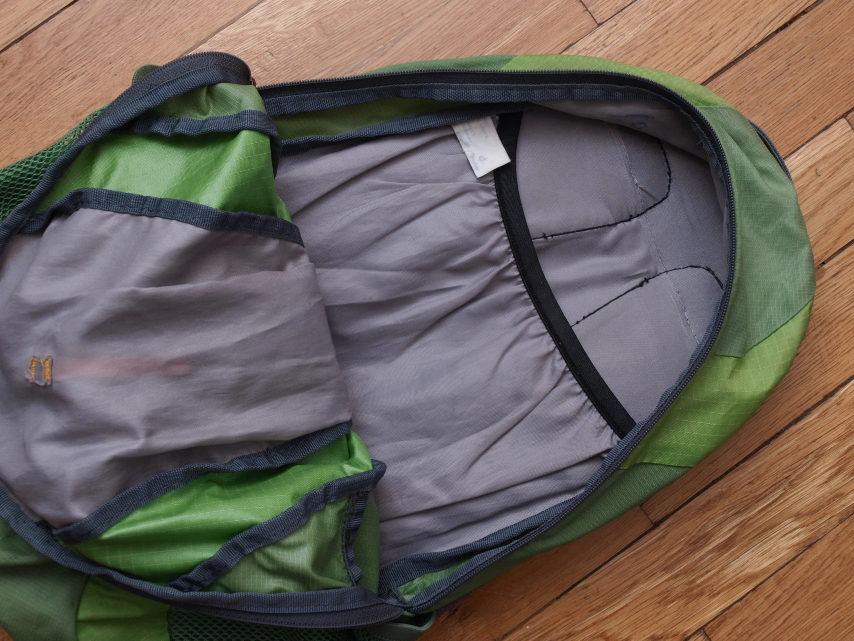 1. Rucsac Deuter City Light