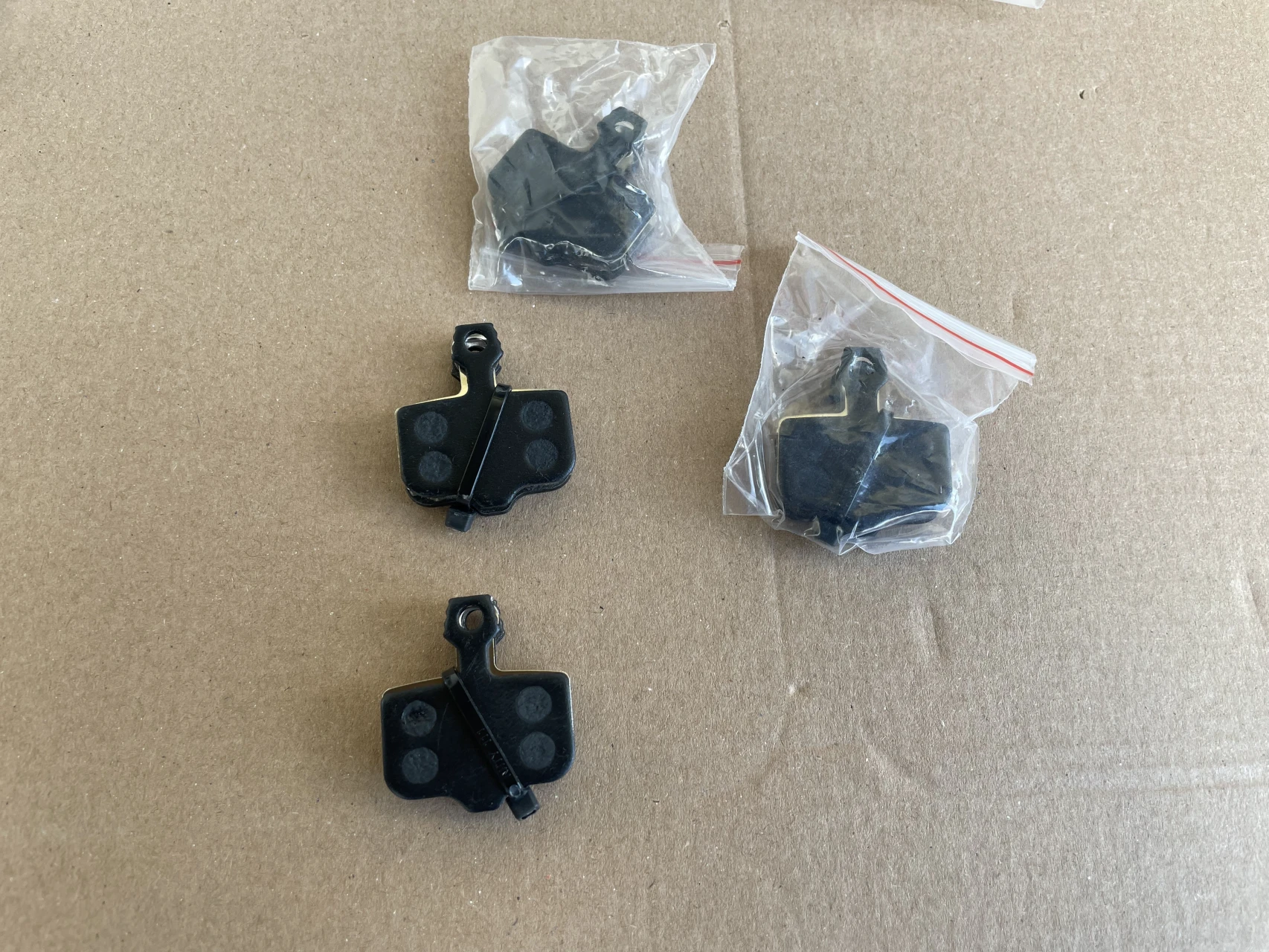 1. Placute Frana pentru Sram Level